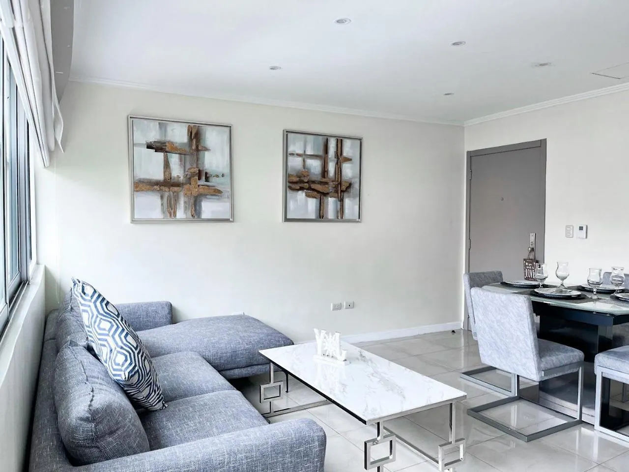 Apartamento Suite Con Jacuzzi Y Gym En Puerto Santa Ana Guayaquil
