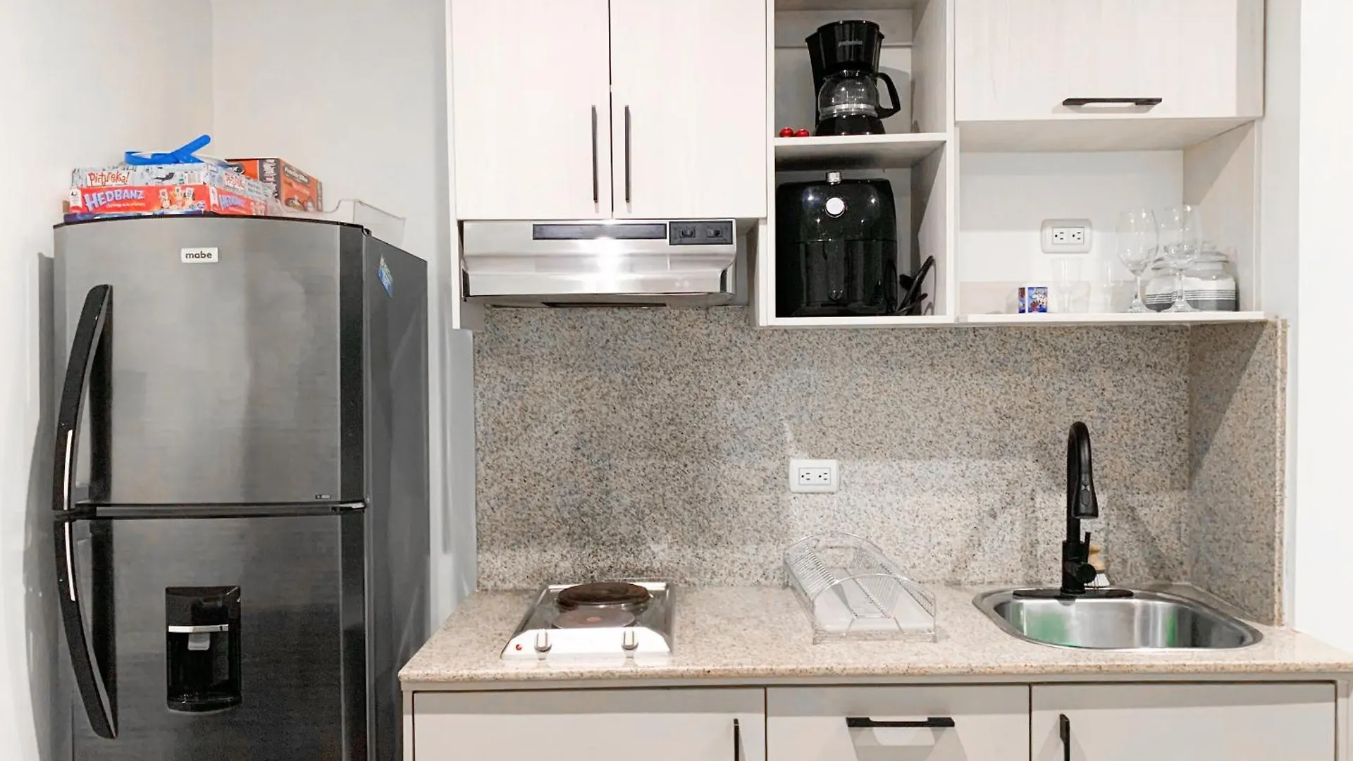 Apartamento Suite Con Jacuzzi Y Gym En Puerto Santa Ana Guayaquil Ecuador