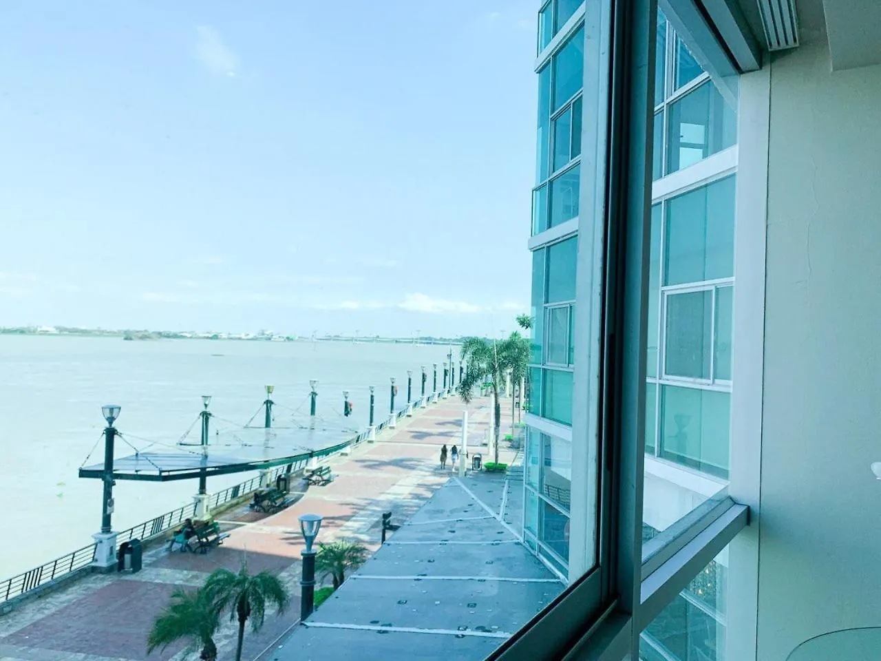 Apartamento Suite Con Jacuzzi Y Gym En Puerto Santa Ana Guayaquil